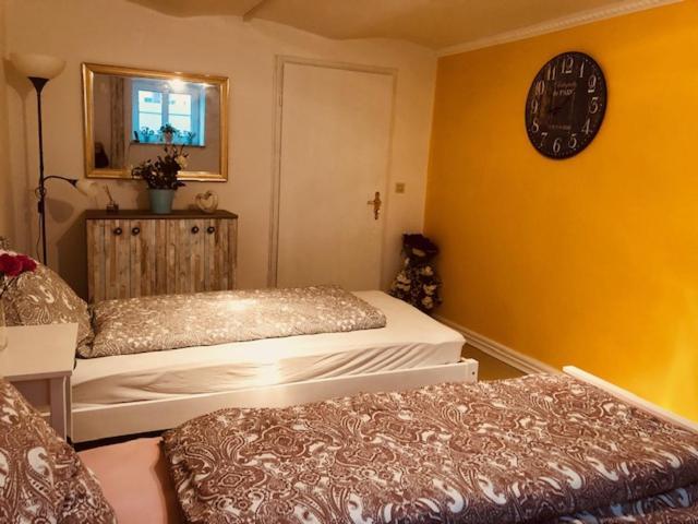 Ts Monteurzimmer Hotel Elmshorn Bagian luar foto