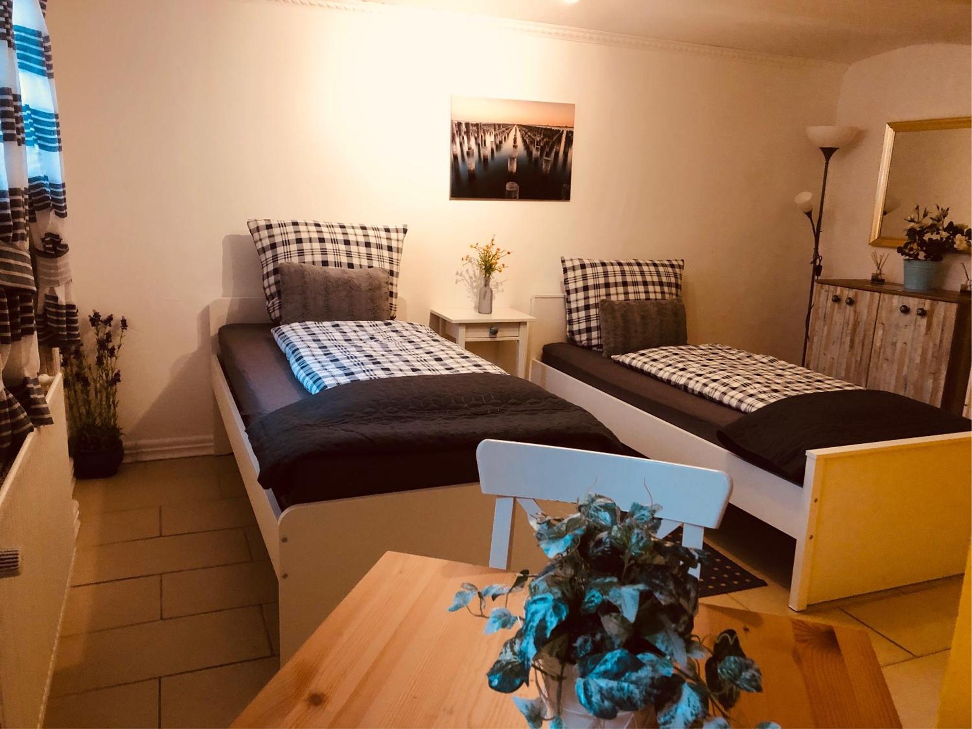 Ts Monteurzimmer Hotel Elmshorn Bagian luar foto